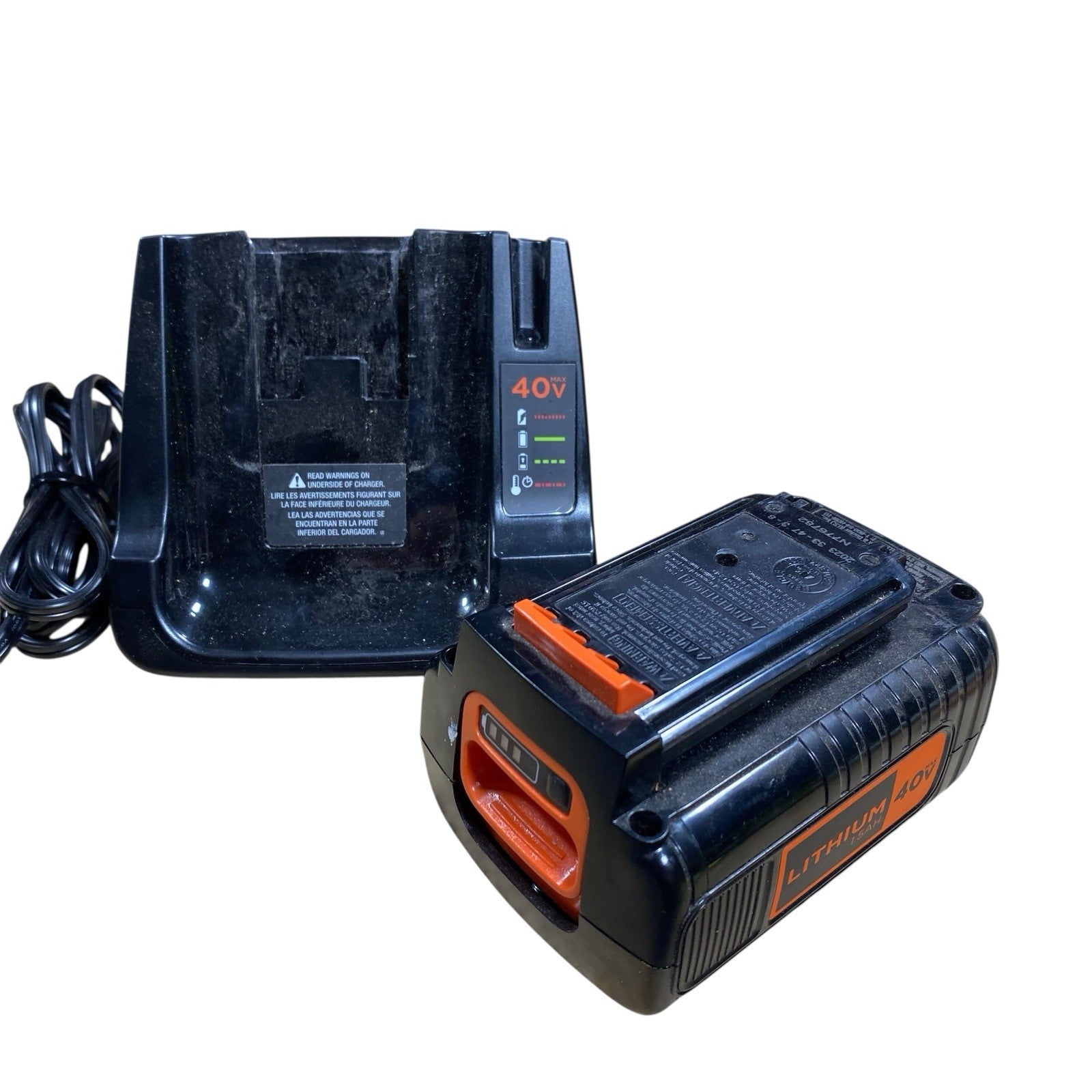 Black & Decker 40V Max Charger LCS40 WITH 40V Lith-Ion 40V Battery LBX1540