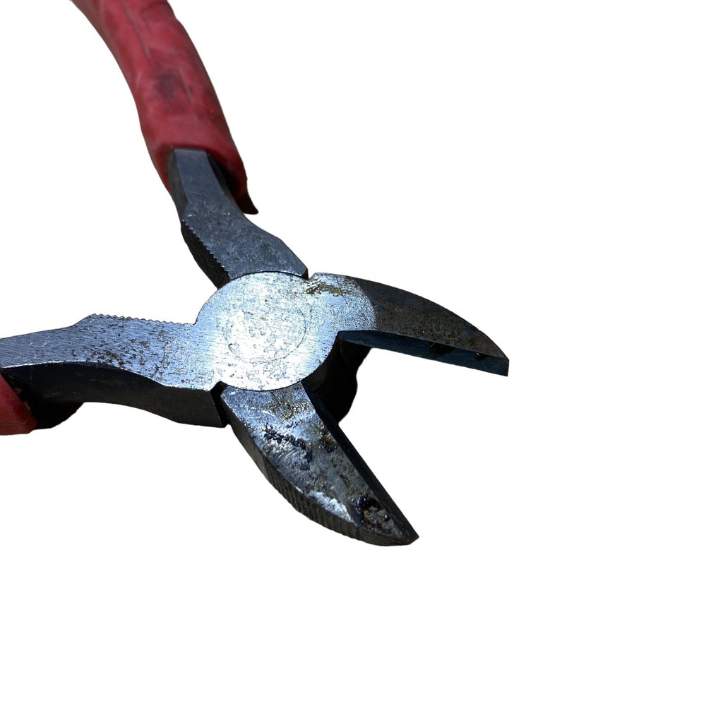 Milwaukee 48-22-6107 Rust Resistant 7 Inch Diagonal Wire Cutting Plier
