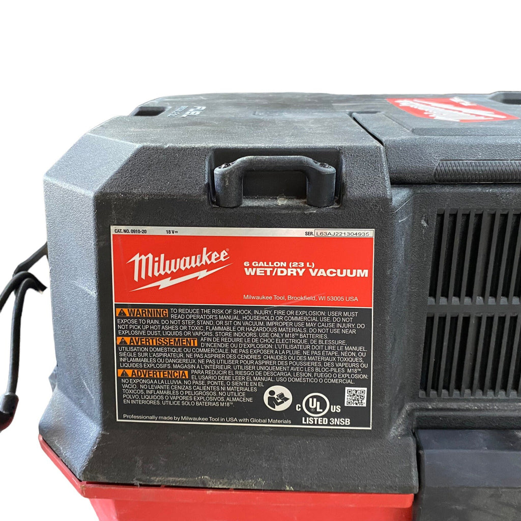 Milwaukee M18 FUEL 6 Gal. Cordless Wet/Dry Shop Vacuum